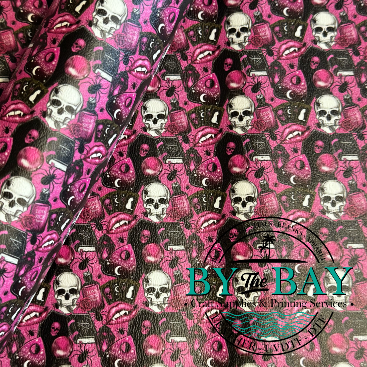 Pink & black skulls 31cm roll