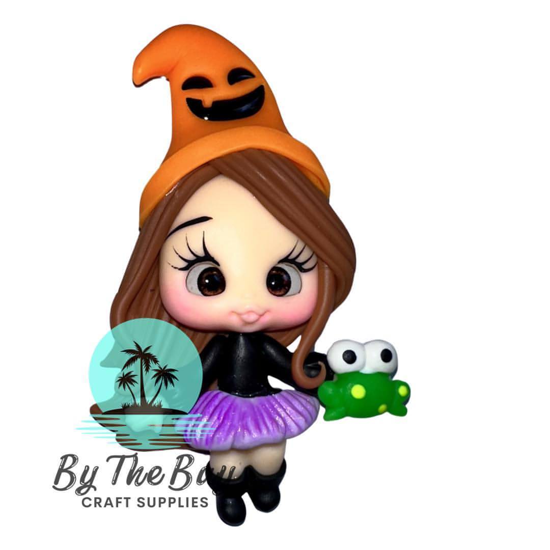 Orange witch hat Girl