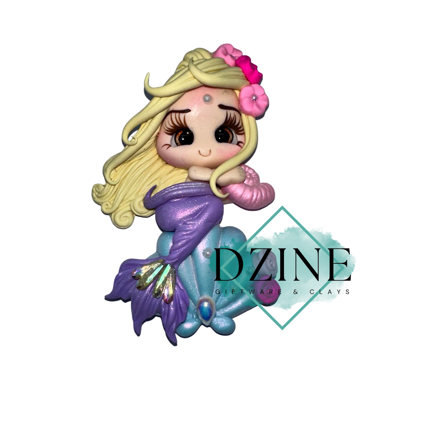 Mermaid with seashell