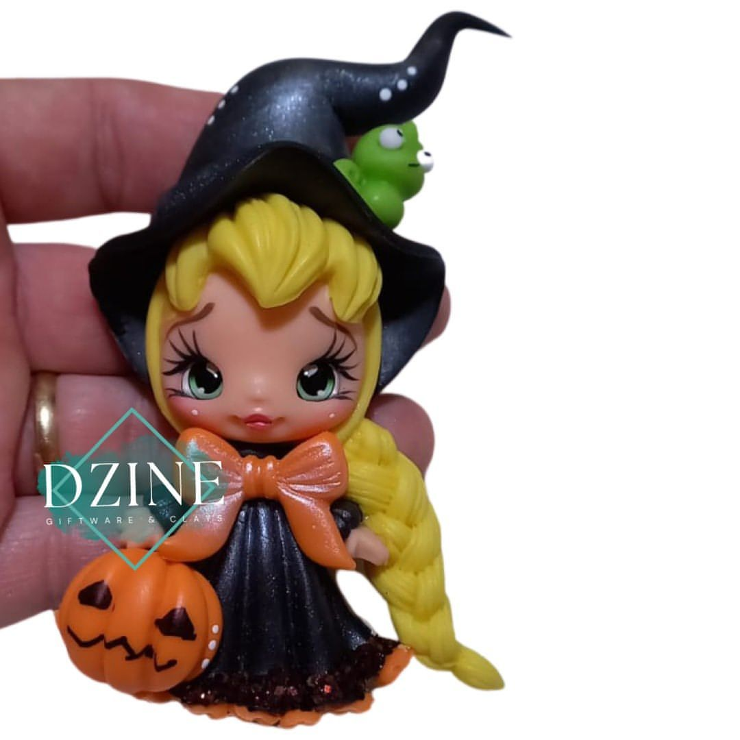 Long haired Witch by Ely