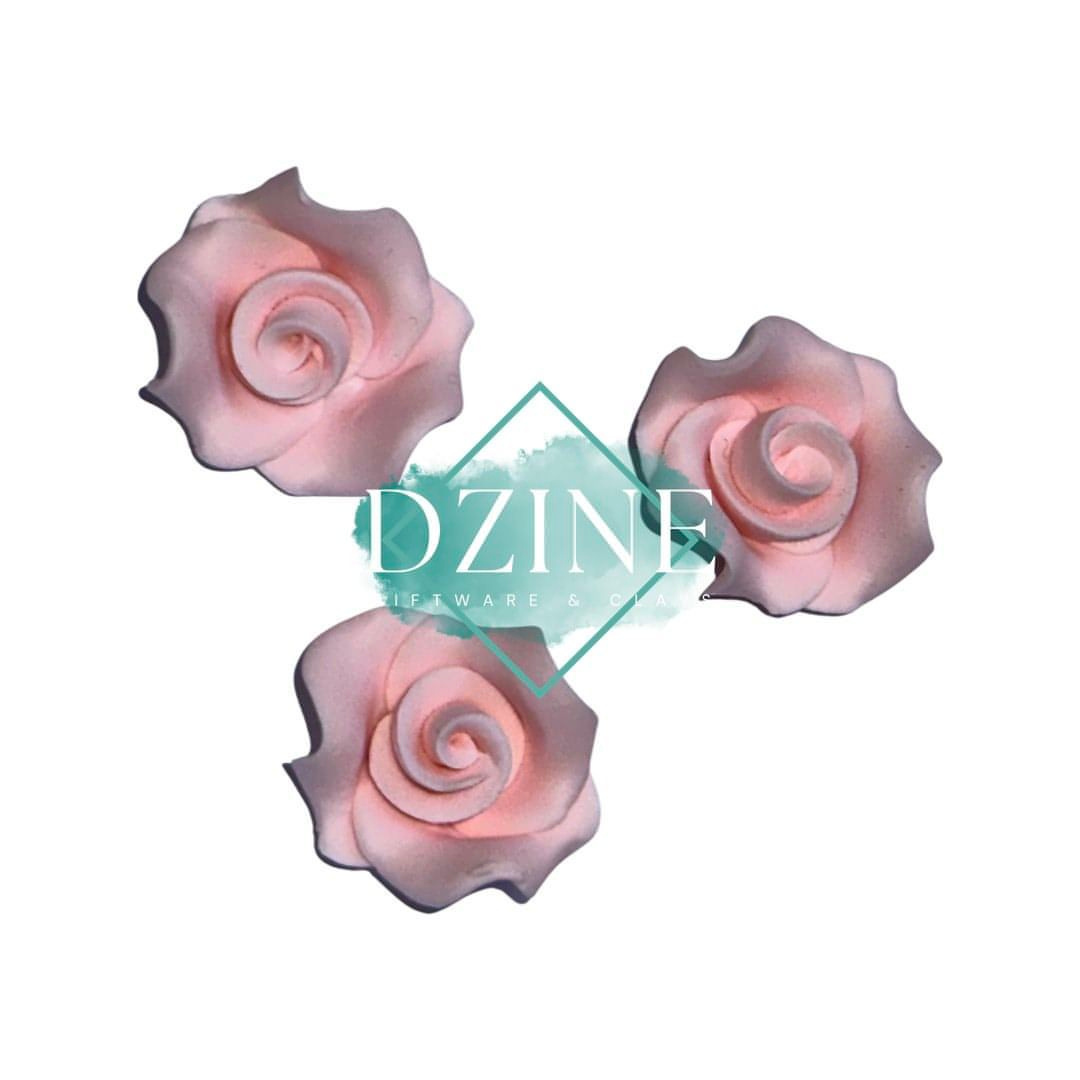 Small Light Pink Roses 3pk (2cm)
