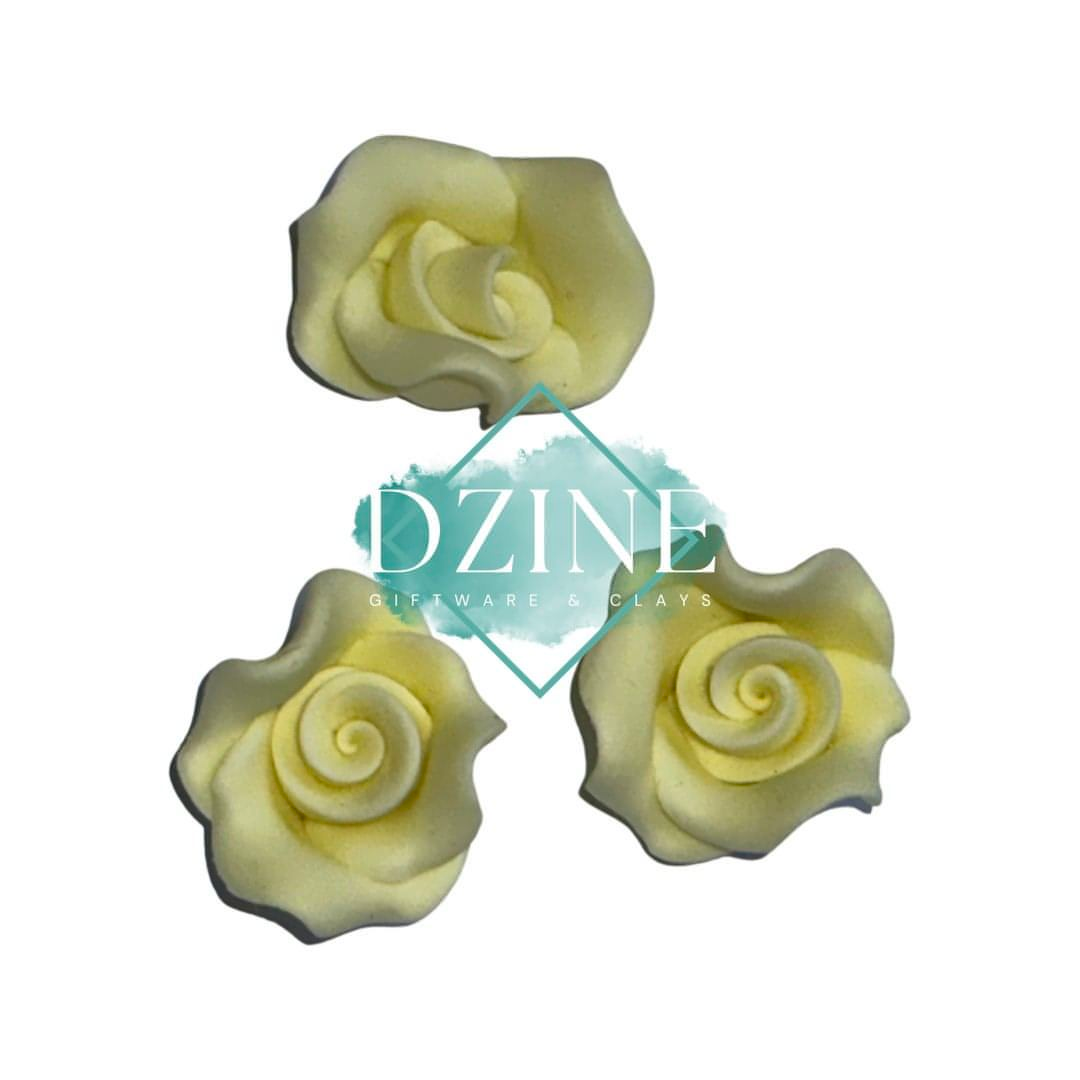 Small Light Yellow Roses 3pk (2cm)