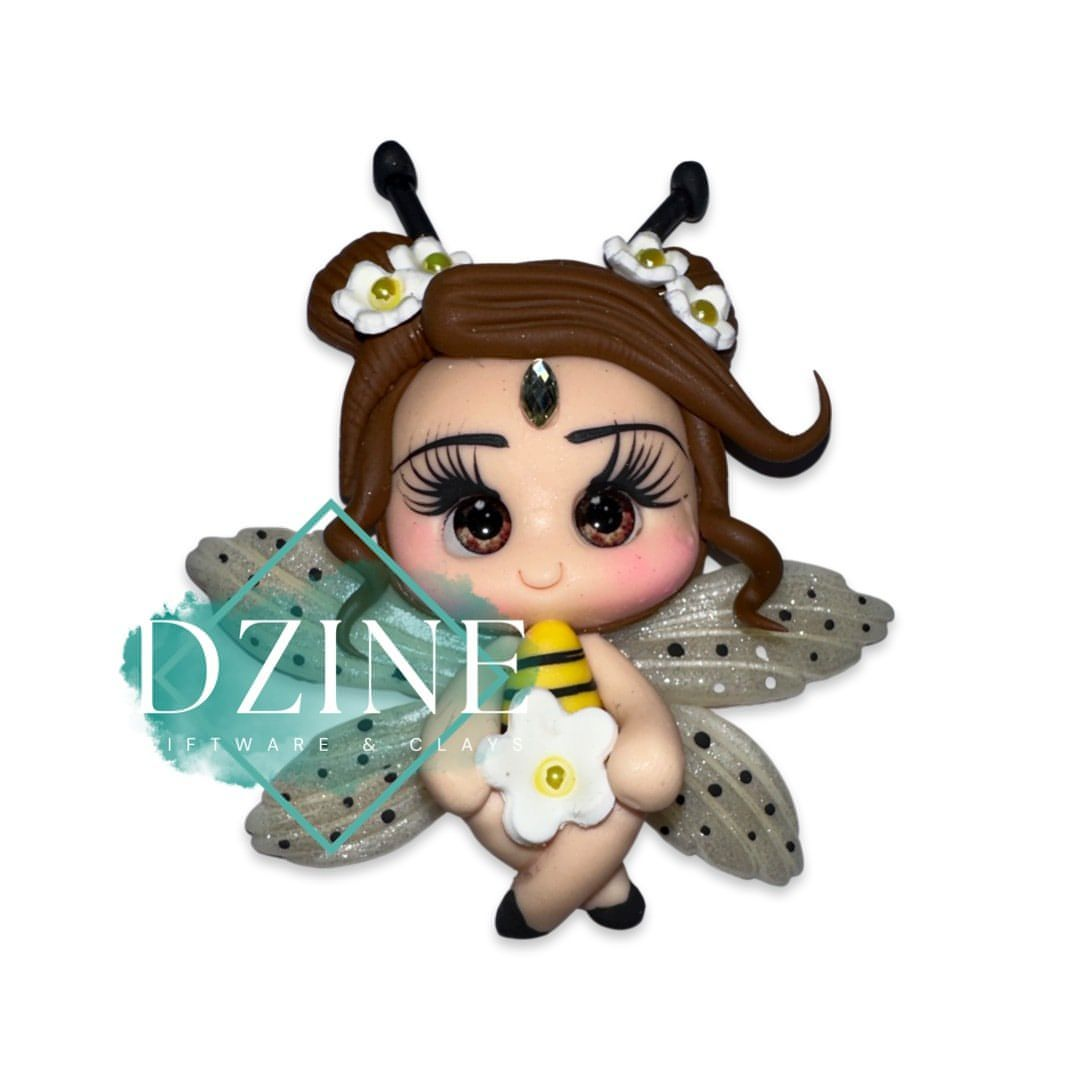 Small bee girl