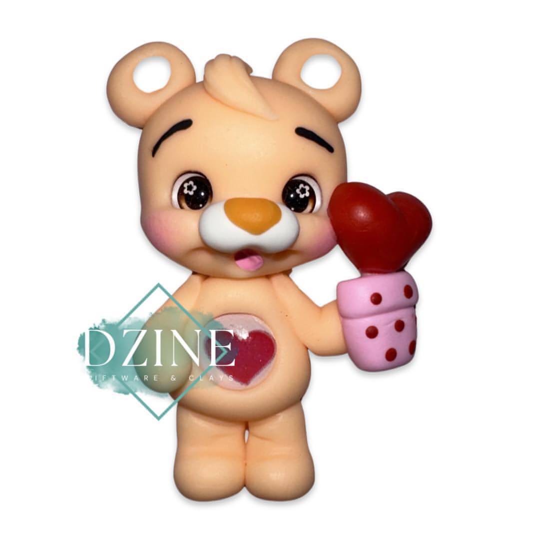 Apricot heart bear
