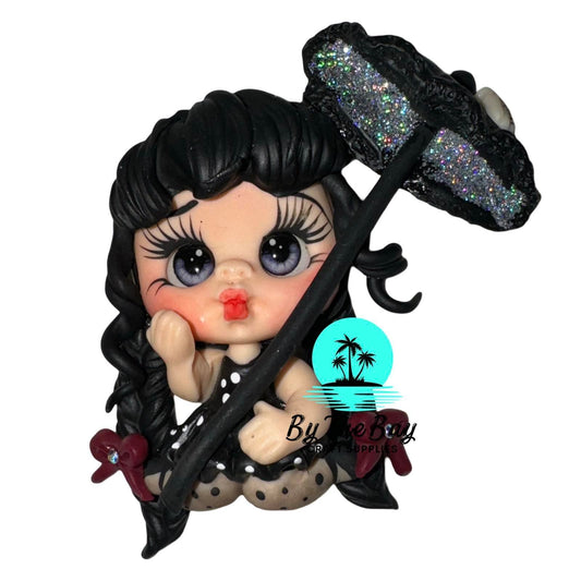 Red bow girl