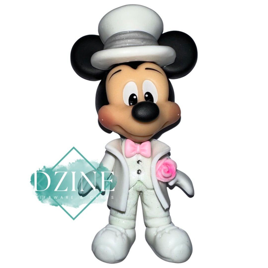 Groom Mouse