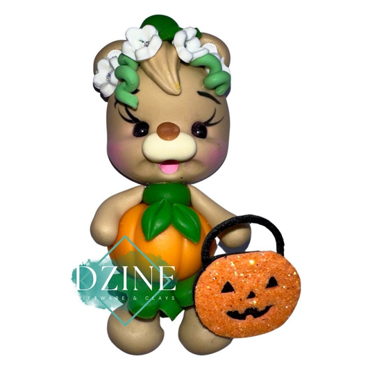Halloween pumpkin bear