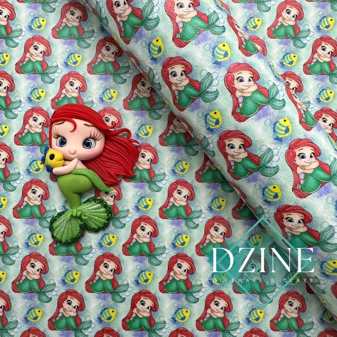 Sitting mermaid