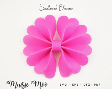 Scalloped Blossom Pinch Bow