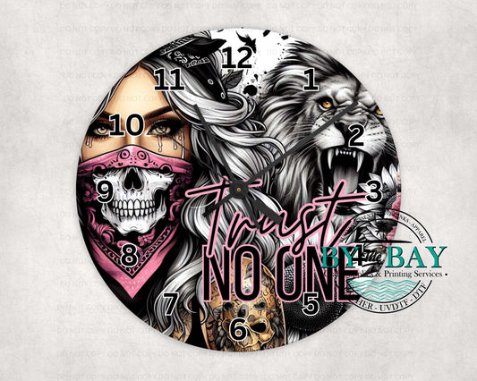 Trust No one Clock
