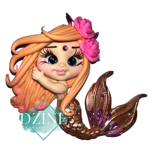 Bronze tail mermaid by Leina